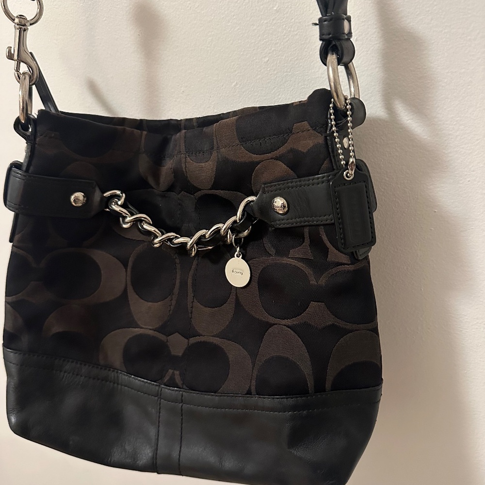 Coach Vintage Logo Signature Chain Hobo Crossbody Bag - Picture 3 of 9